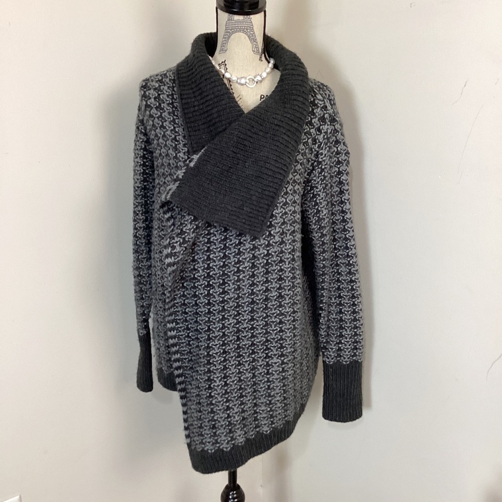 Women’s 2 Shades of Grey Open Wool Blend Cardigan with Dark Grey Collar Cuff